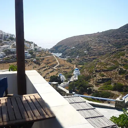 Agnanti בית הארחה Kástron