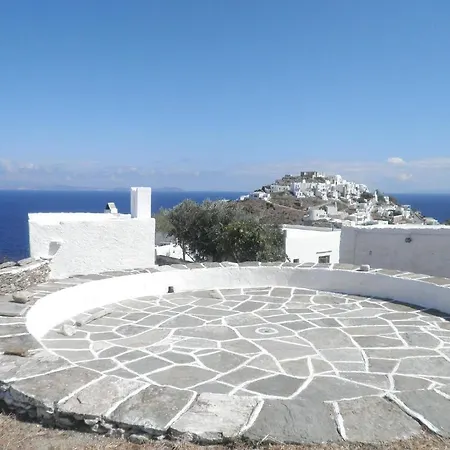 Agnanti בית הארחה 3*