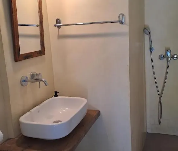 Agnanti Pensionat Kástron